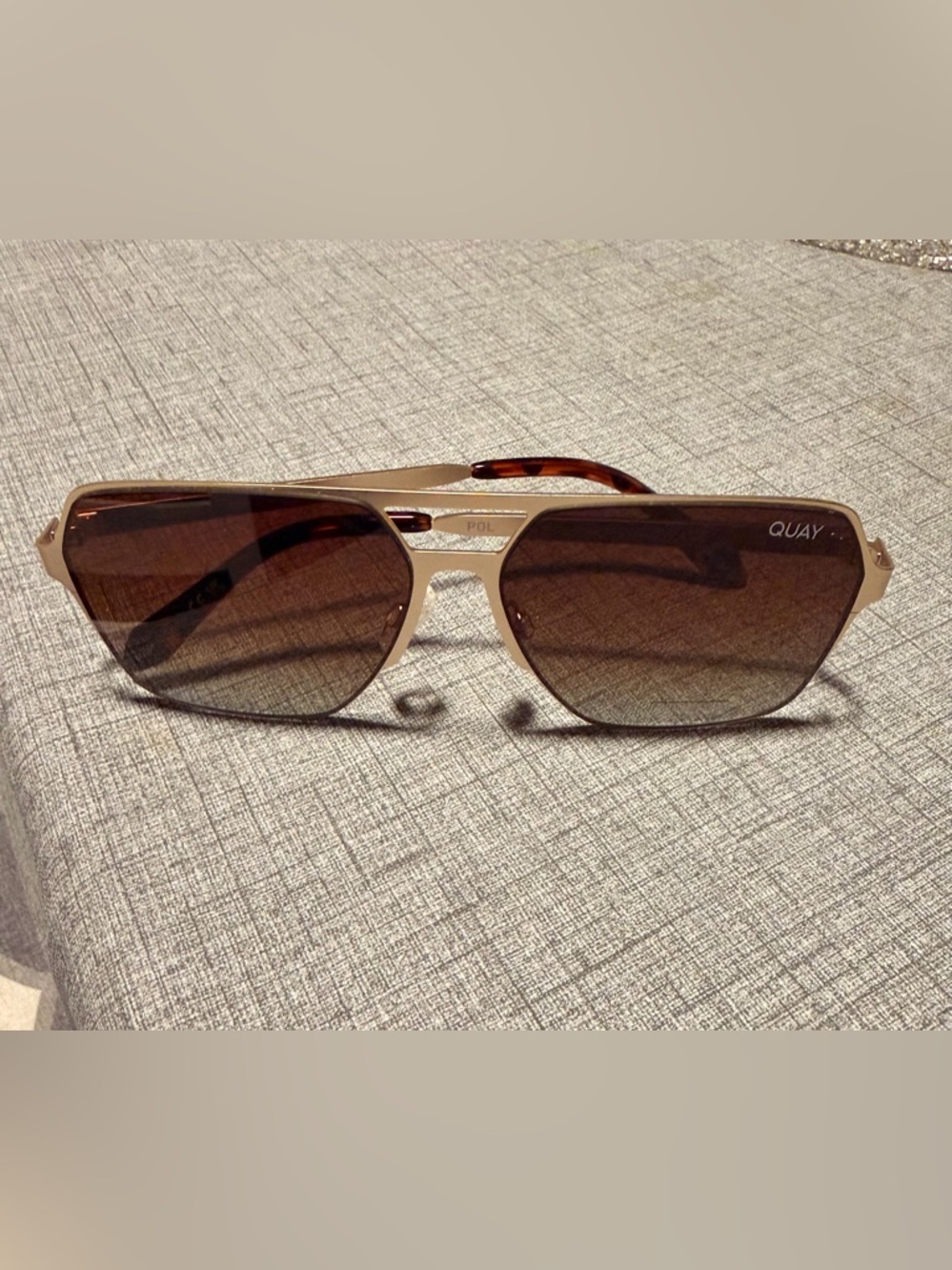 QUAY Aviator Sunglasses - Brown Gradient Lenses